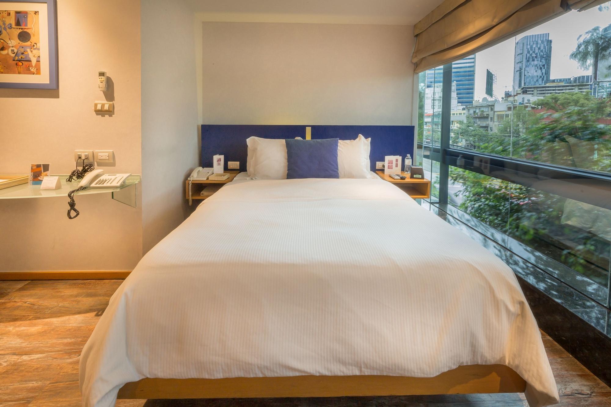 金宝套房酒店 墨西哥城 外观 照片 A room at the hotel