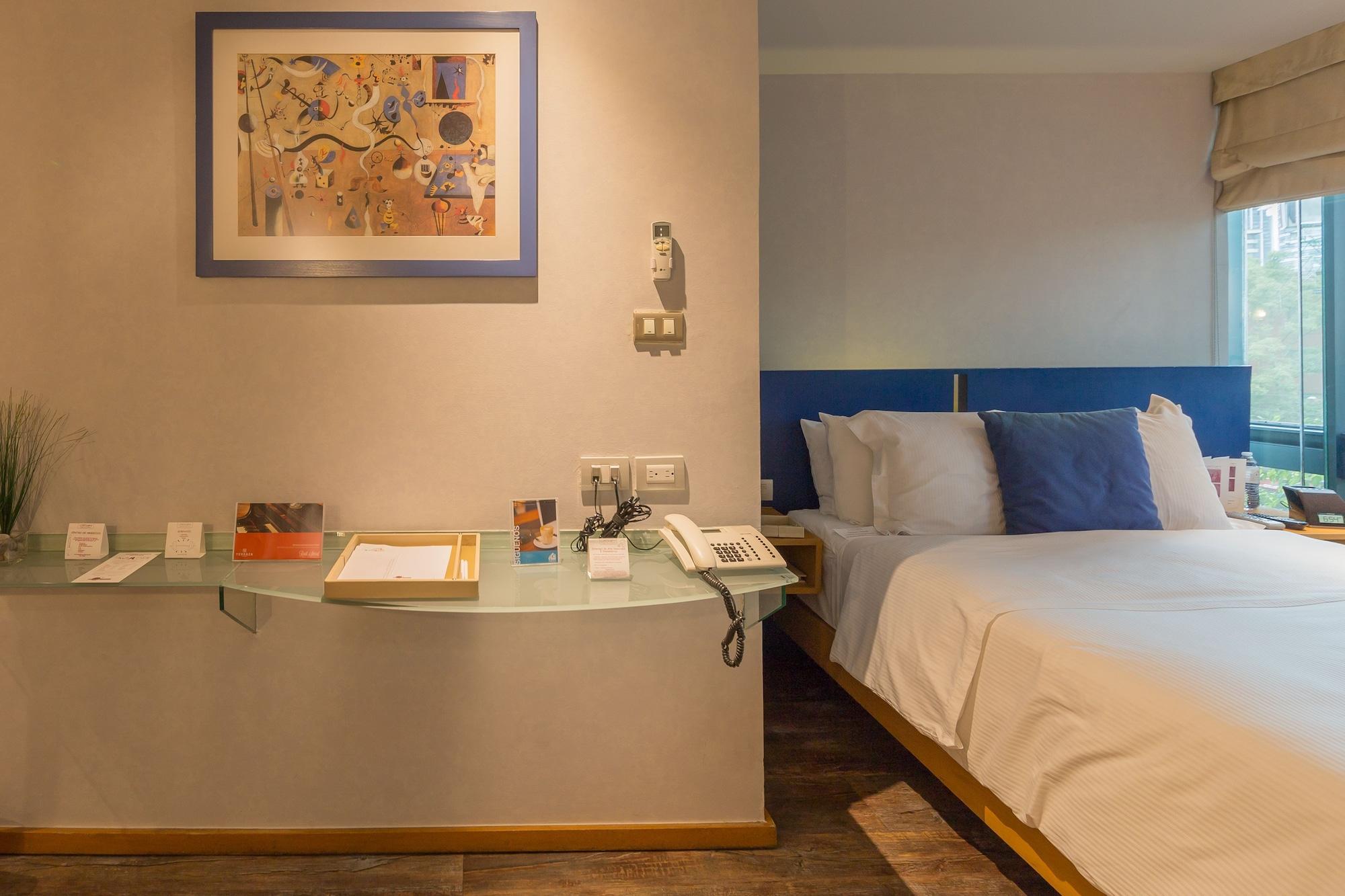 金宝套房酒店 墨西哥城 外观 照片 A room at the hotel