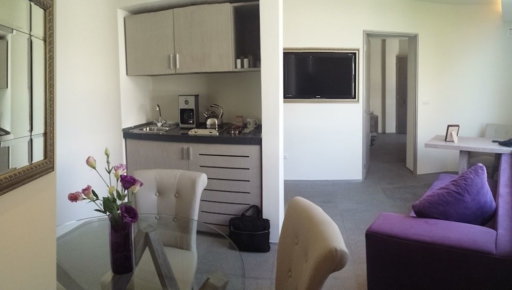 金宝套房酒店 墨西哥城 外观 照片 A typical studio apartment