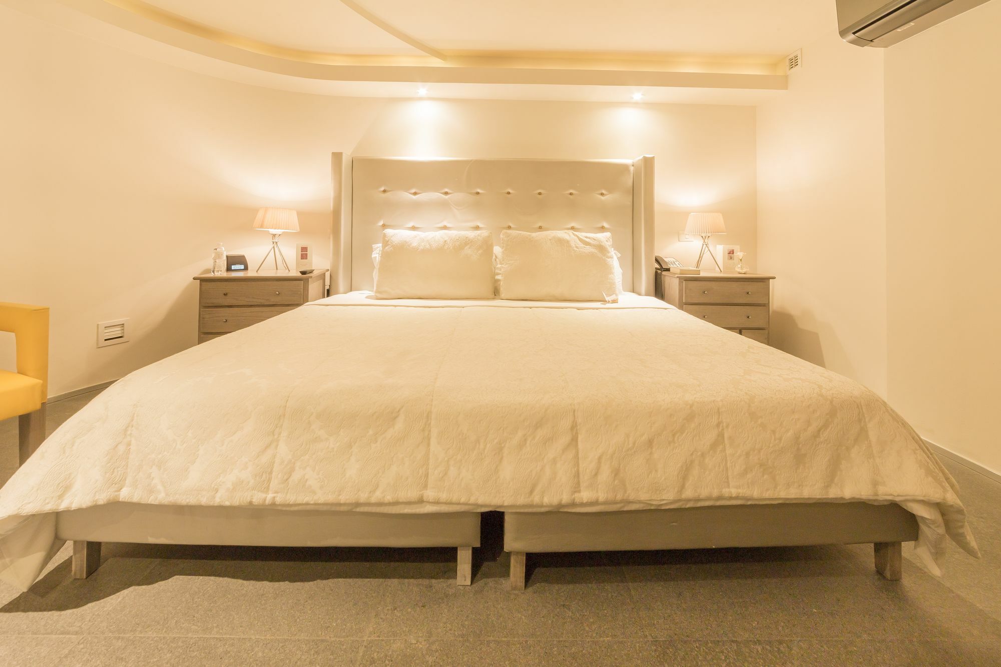 金宝套房酒店 墨西哥城 外观 照片 A bedroom